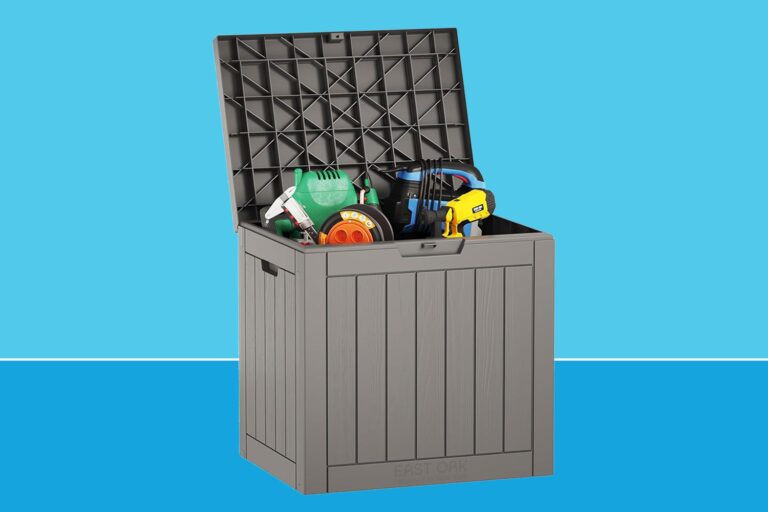 peo-amazon-roundup-outdoor-storage-chests-tout-a439e3b430c8406ca1fcbca3cd047e1c.jpg