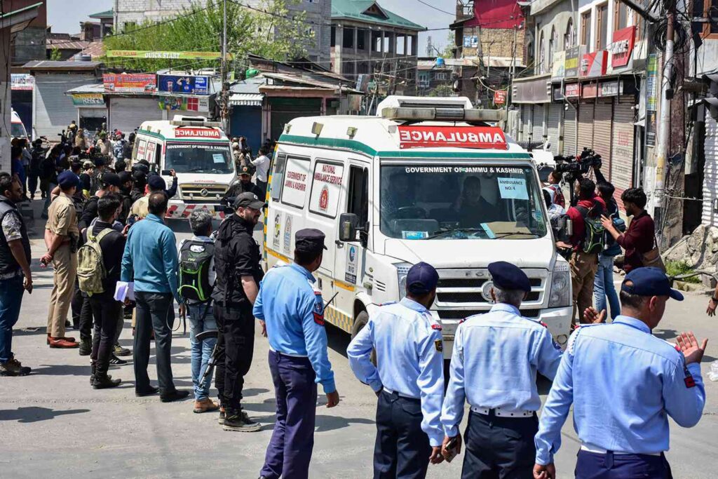 terrorist-attack-tourists-pahalgam-kashmir-042925-2-8d792d1949d84ce4bf986c5d46963c43.jpg