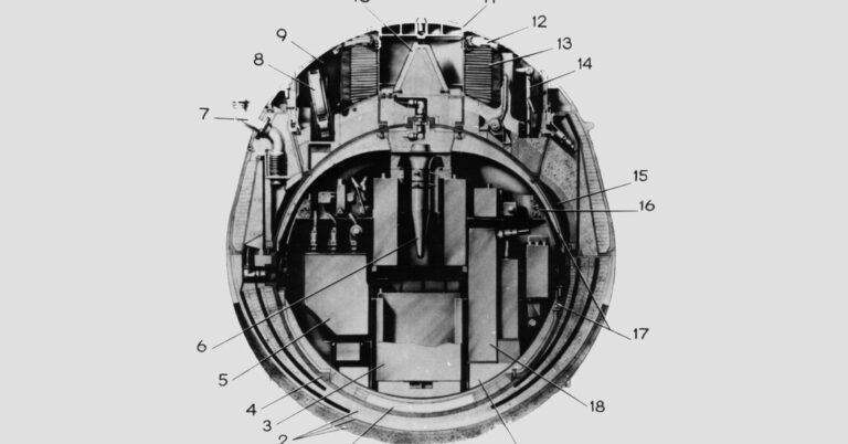 10HS-soviet-spacecraft-promo-facebookJumbo.jpg