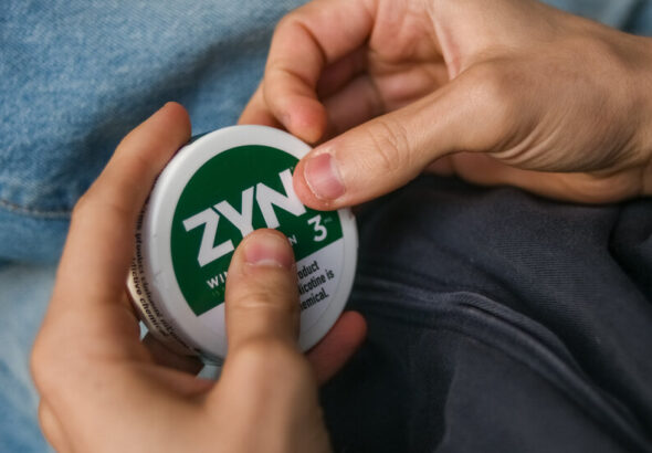 10QUITTING-ZYN-01-wtfg-facebookJumbo.jpg