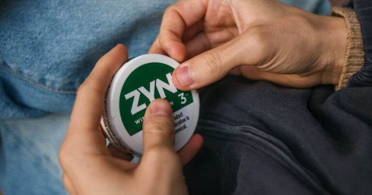 10QUITTING-ZYN-01-wtfg-facebookJumbo.jpg