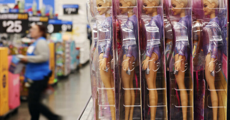 14ST-BARBIE-FEET-STUDY-TOP-bmpg-facebookJumbo.jpg