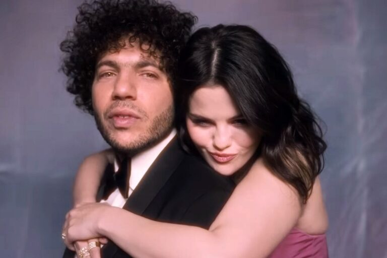 Selena-Gomez-Benny-Blanco-Talk-Music-video-prom-050225-02-29b7a8d2bd9944bcb1f7fb249208f27c.jpg