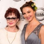 ashley-judd-naomi-2014-f52e4af0c7a54cd28abb58e62be41daf.jpg