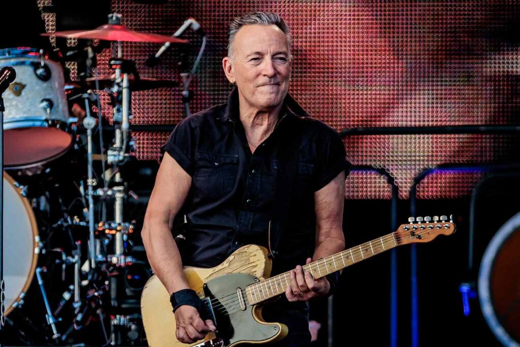 bruce-springsteen-tout-10182024-6b68a8044c5548e28a69fcdd9f1a5a06.jpg