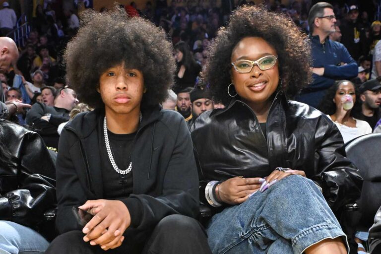david-otunga-jr-jennifer-hudson-lakers-timberwolves-game-los-angeles-050125-acb1f1fedf6647bcb7ebff92.jpeg