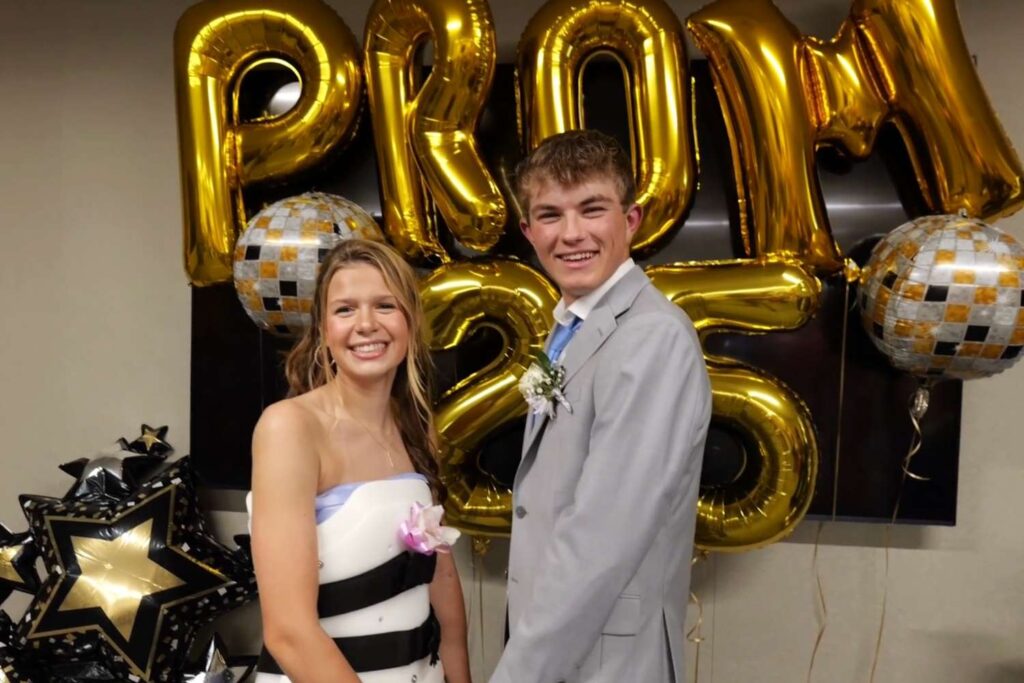 ella-walker-prom-tout-042925-84d1898a22034c6f8e1a9385d9ec0699.jpg