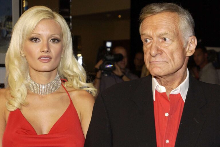 holly-madison-Hugh-Hefner-050425-fa8846126a524dd2bb84d35059d059b8.jpg