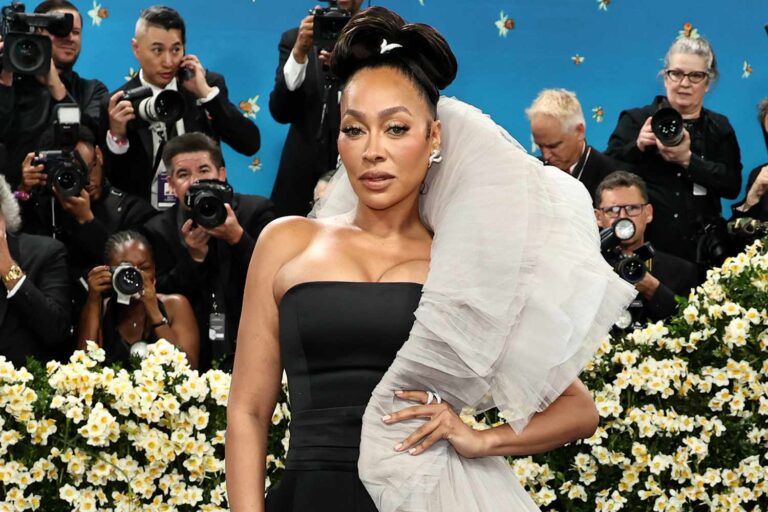 la-la-anthony-2025-met-gala-050525-27f476ca3b9c4d158cdecb68386171f8.jpg
