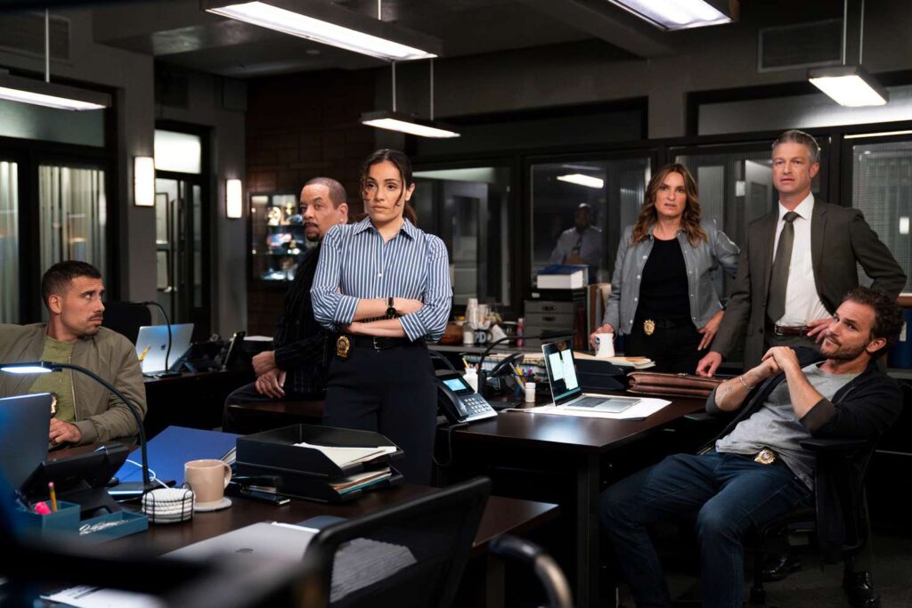 law-and-order-season-26-cast-050625-34aed0e3901e4fdea9918bebad6eecc8.jpg